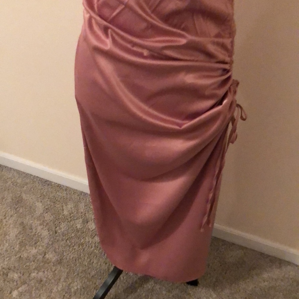 Dress - Picture 4 of 14